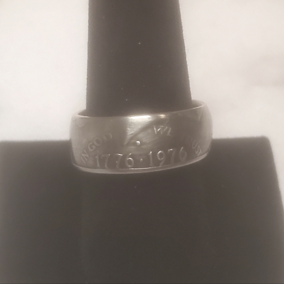 1976-1776 bicentennial half dollar coin ring 💍 sz9 - Picture 2 of 3